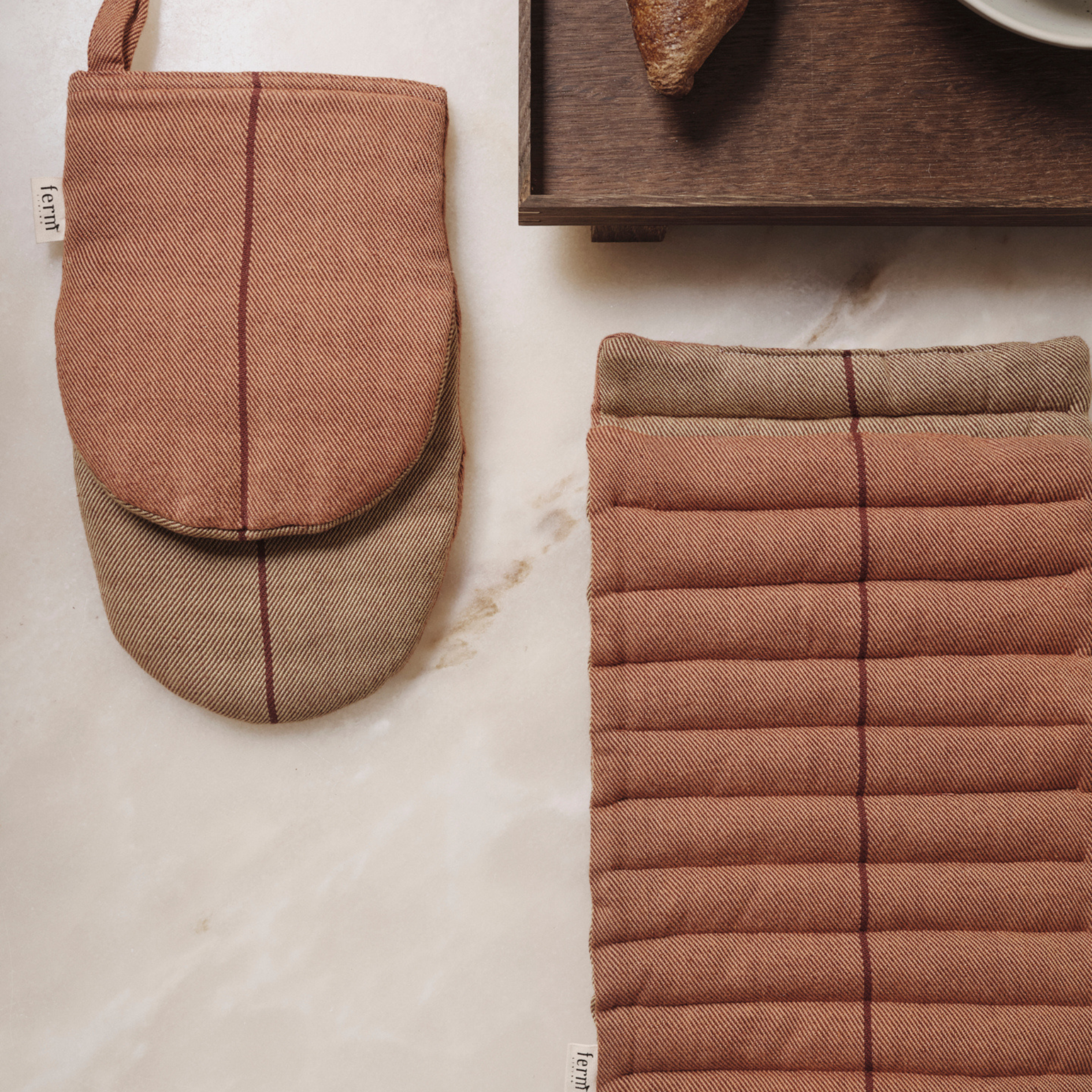 Ito Oven Mitt